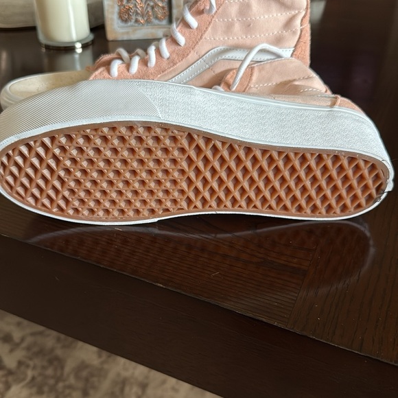 NWOB VANS Sk8-Hi Tapered Sneaker Platform Suede Peach Canvas - Picture 4 of 5